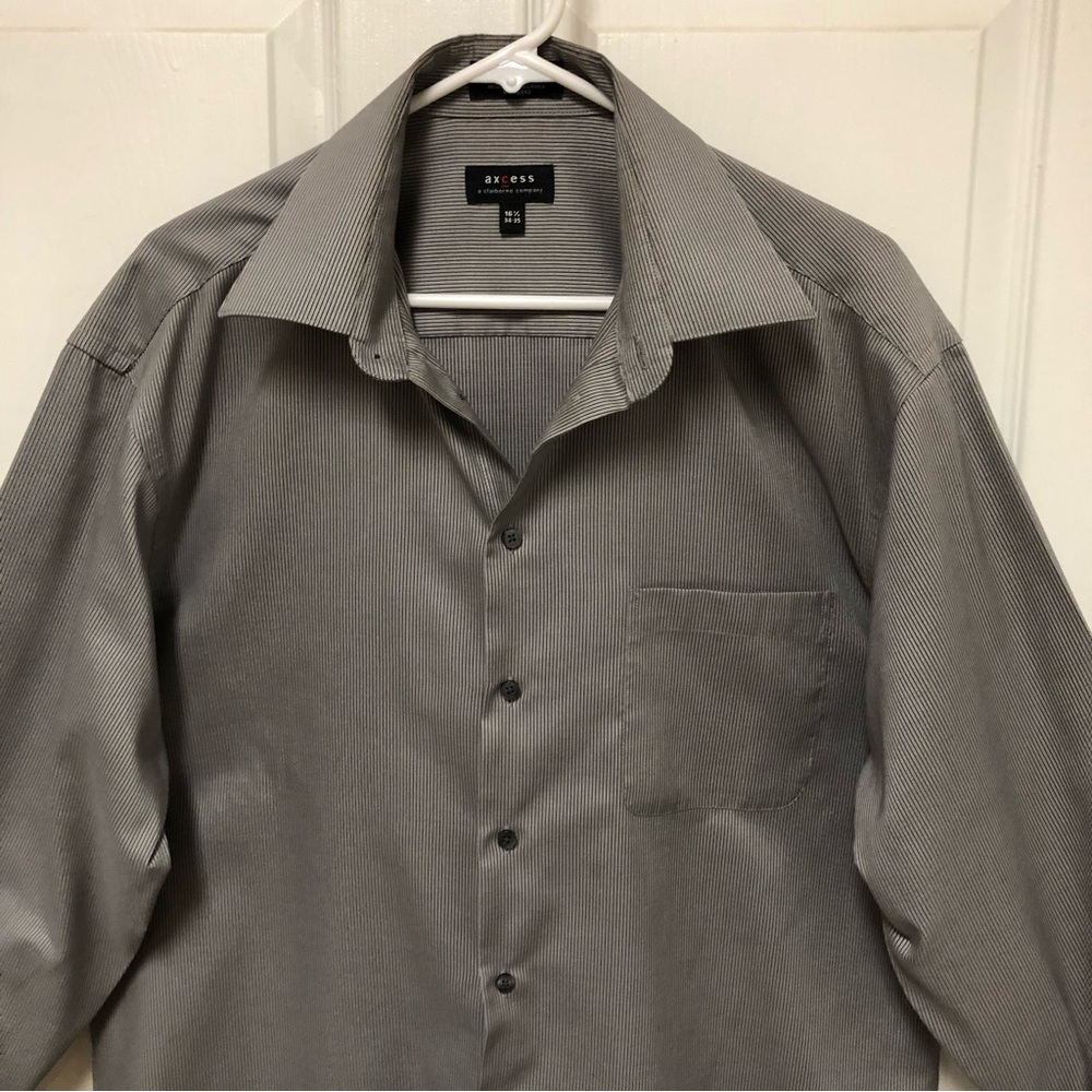 LAST CHANCE! AXCESS a liz claiborne company Striped Dress Shirt